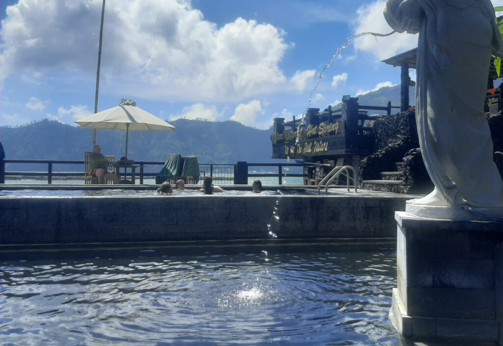 batur hot spring Melepas Penat dan Menemukan kedamaian di Kintamani