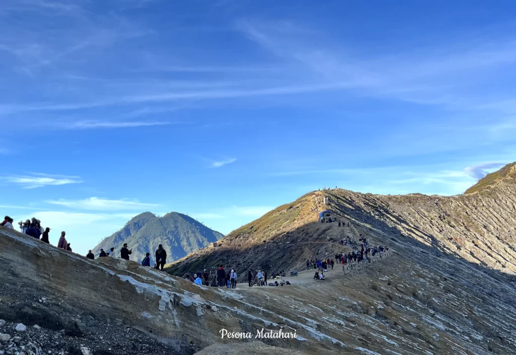 Pemandangan di Kawah Ijen